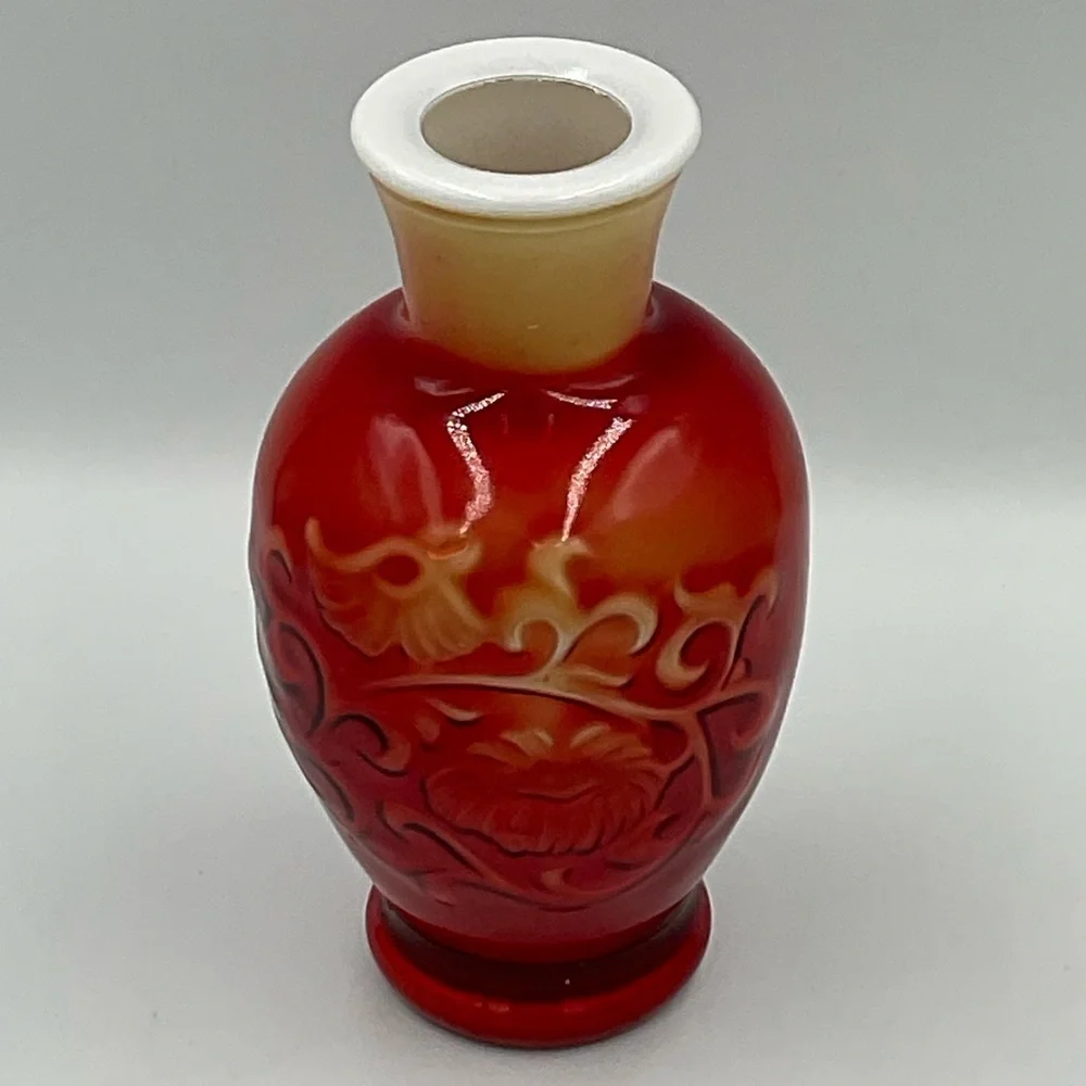 Vintage Avon Oriental Red Spring Bouquet Fragranced Vase